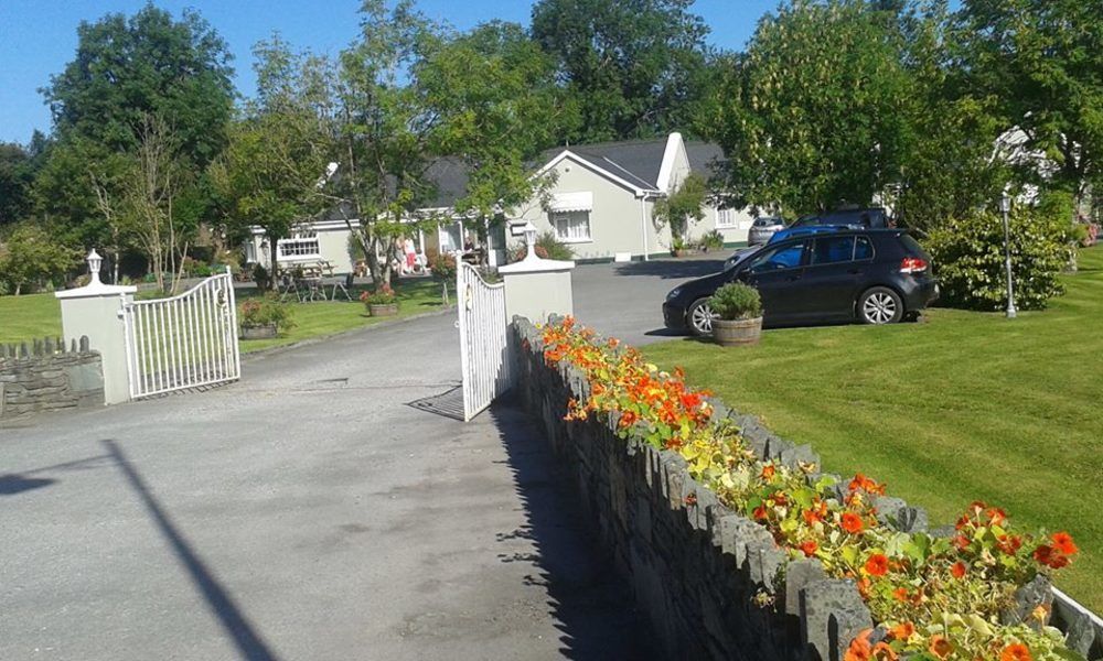 The Rose Garden Bed & Breakfast And Cafe Bed and Breakfast Kenmare Exterior foto